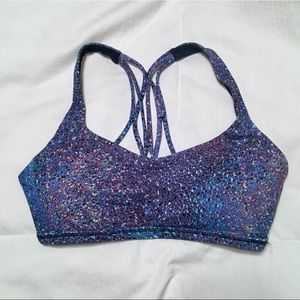 Lululemon - Free To Be Zen strapping sports bra